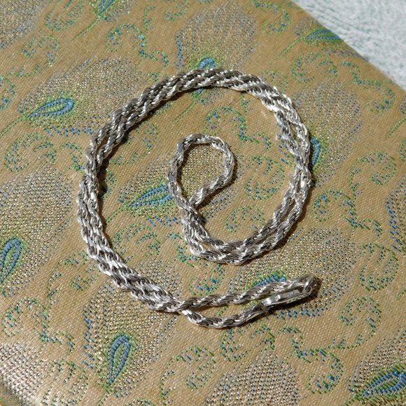 Sterling Silver 3 mm Italian Rope Chain, 18" - Picture 3 of 4